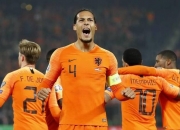 AYXapp下载-欧国联半决赛惊心动魄，胜负未定