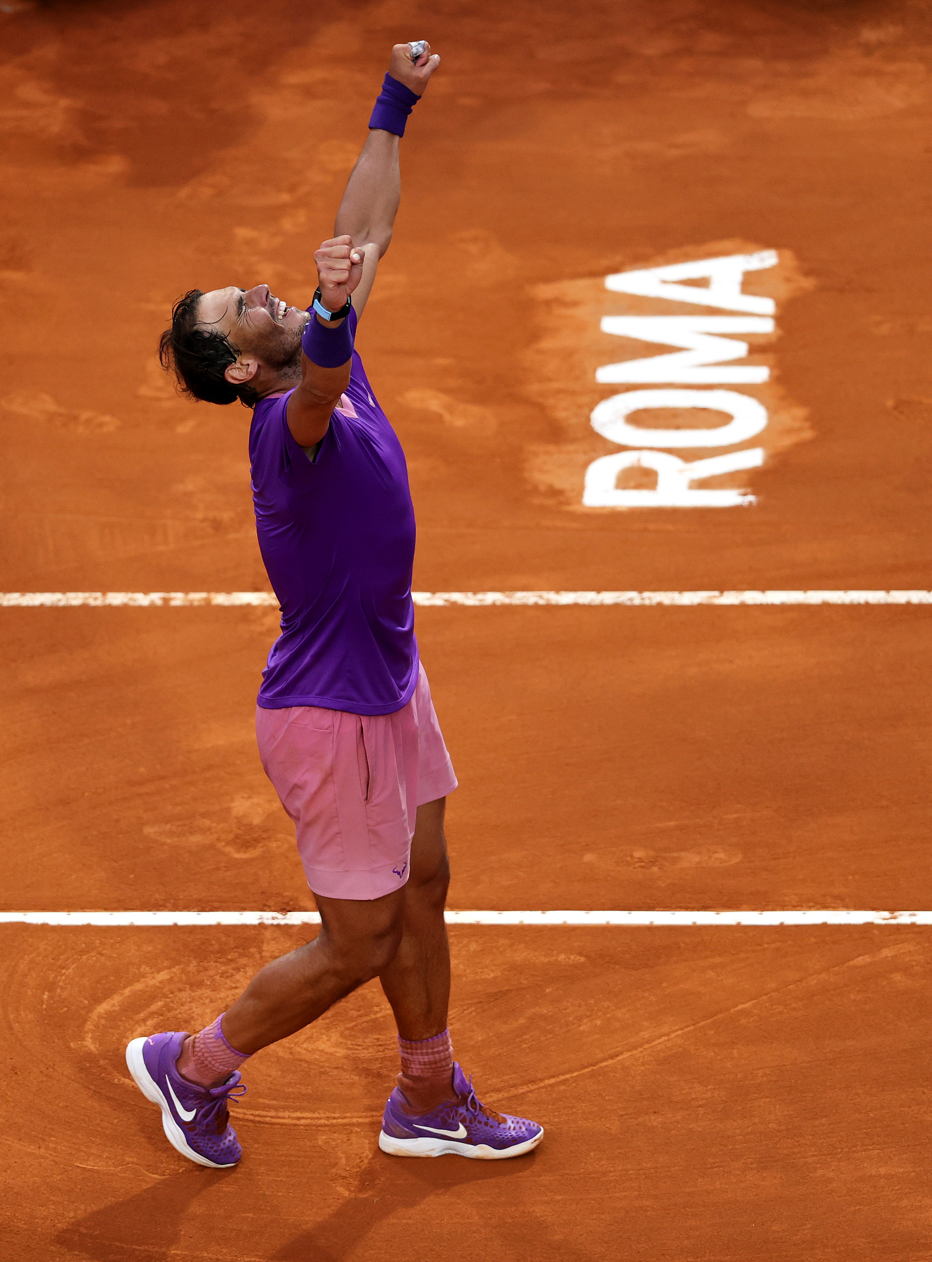 法网碾压蒙特卡洛大师赛，纳达尔扛起全队