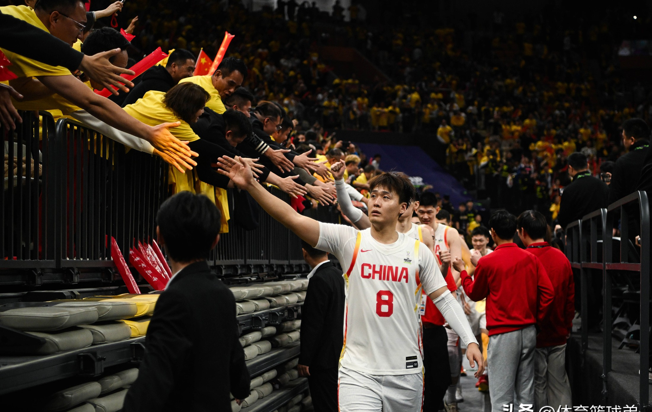 精彩瞬间连连，球队实力有目共睹