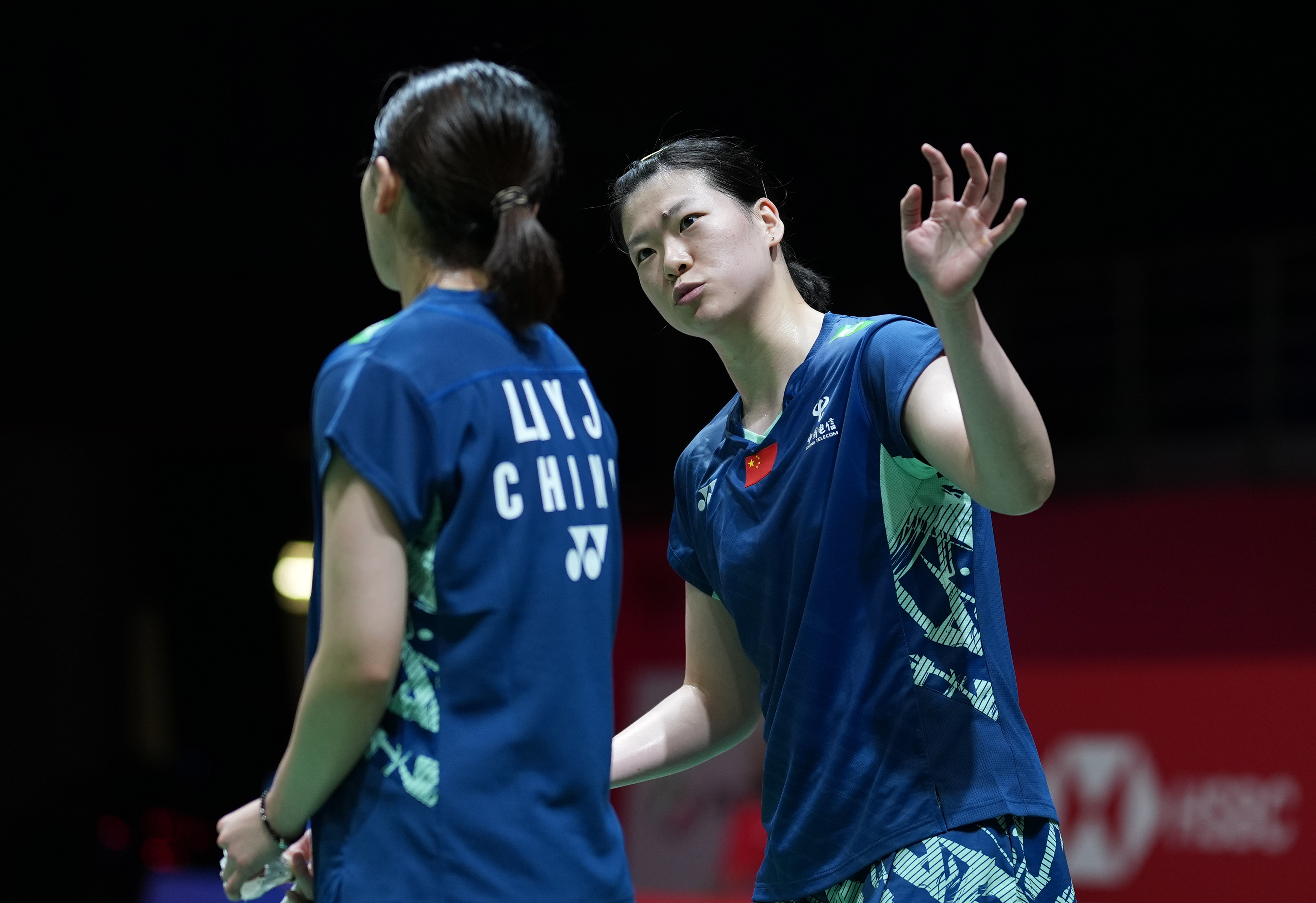 马来西亚羽毛球队翻盘中国羽毛球队，辛杜送出助攻