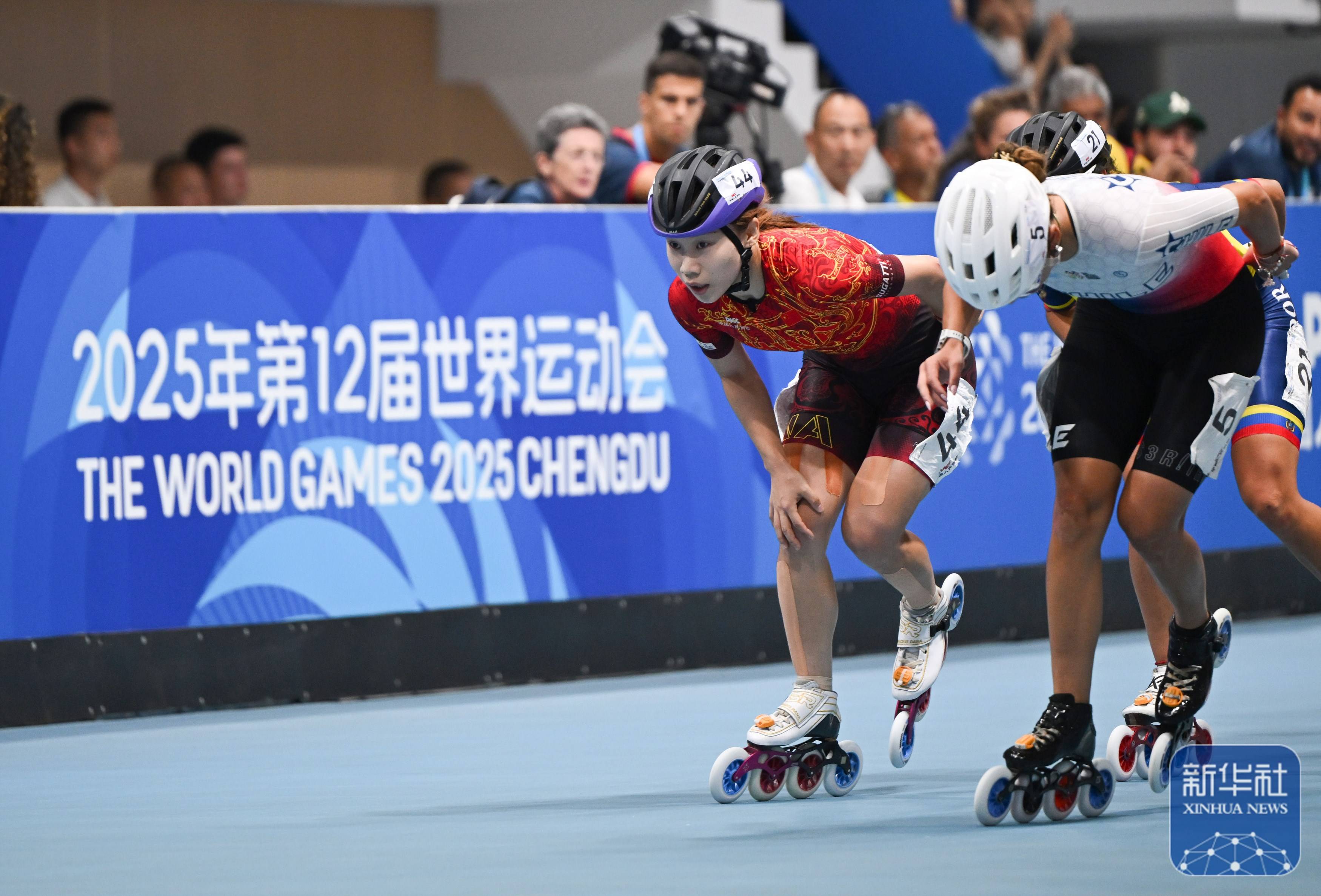 哥伦比亚运动员坚持训练，争取好成绩