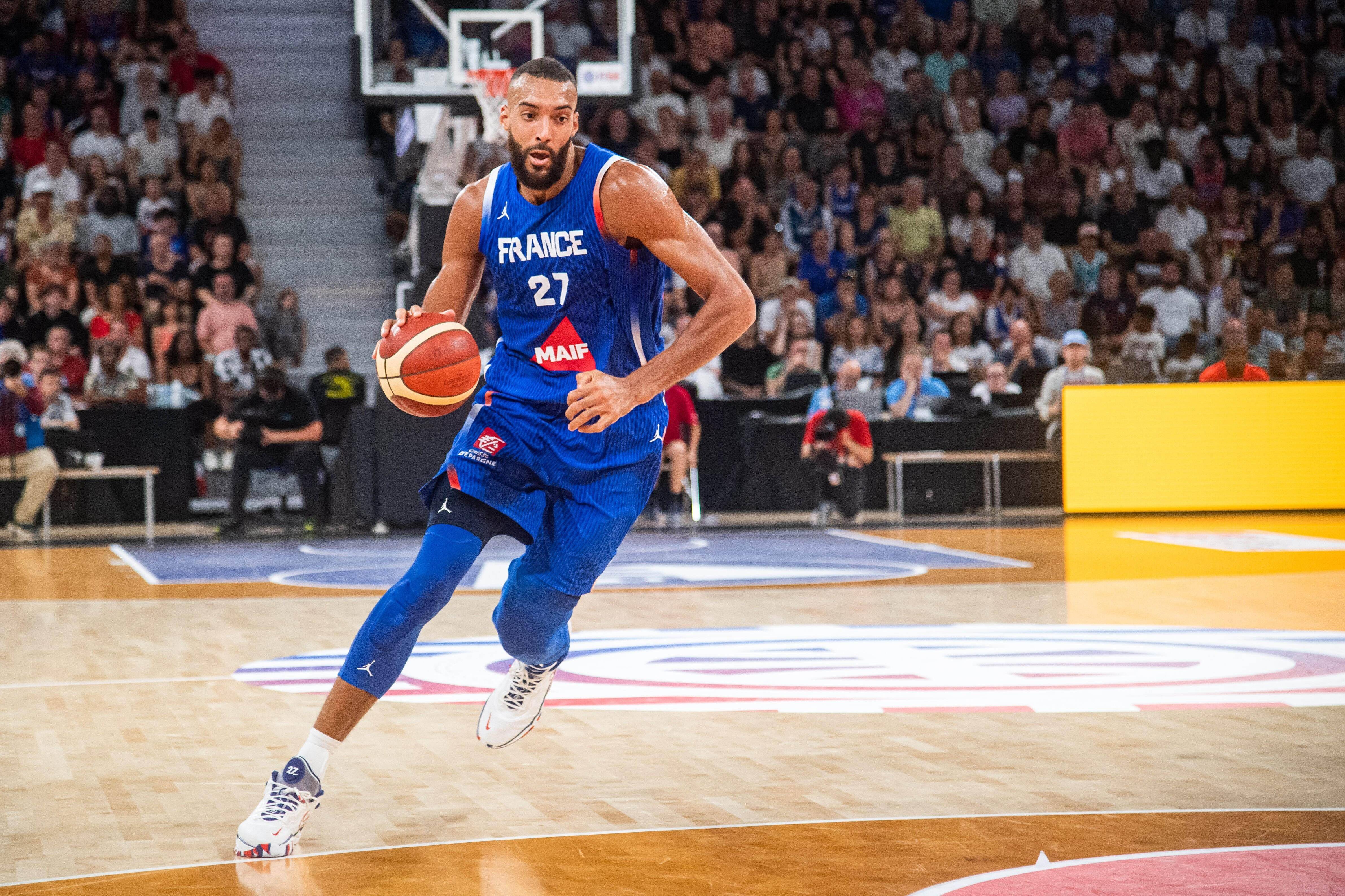 鹈鹕爆冷西班牙男篮，戈贝尔惊艳世界