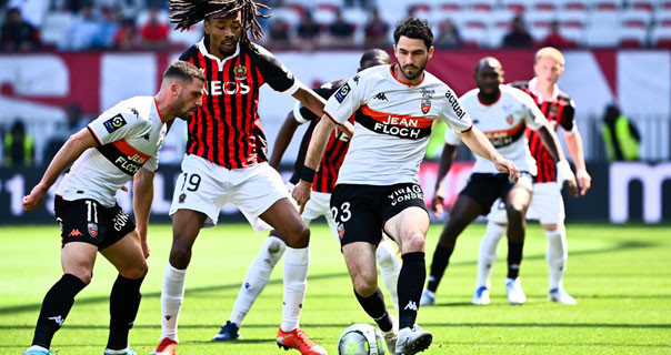 尼斯全队发力客场击败对手